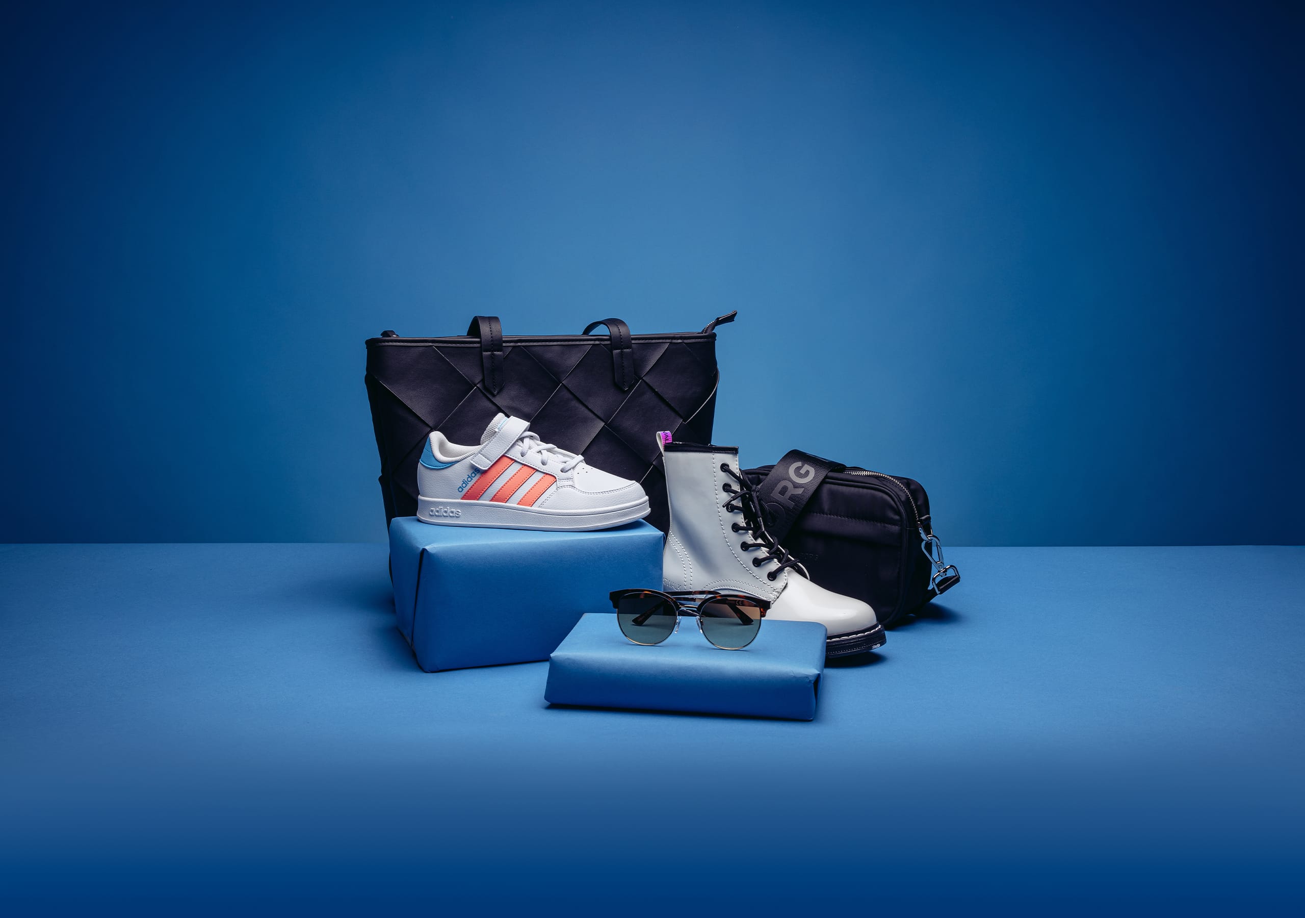 Skor, Smycken & Accessoarer